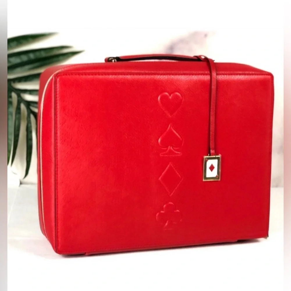 Estée Lauder Limited Edition Train Case ♠️🆕♠️